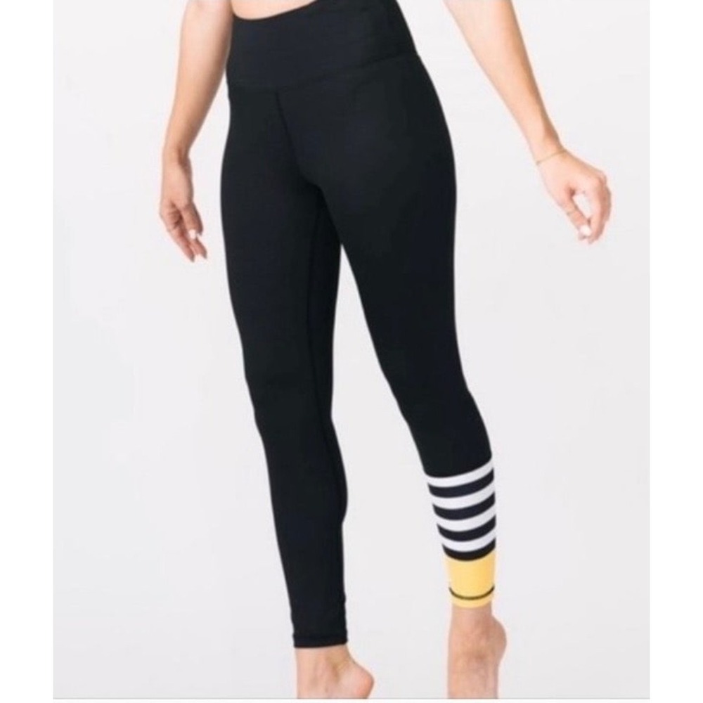 Zyia Bumblebee Light N Tight Hi Rise Leggings Black Yellow Women's Sz 2 Slimming